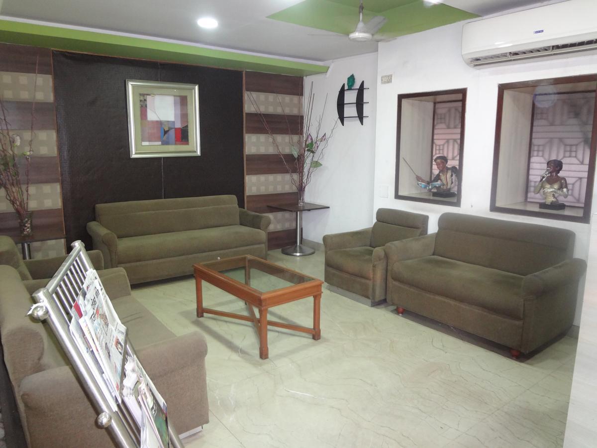 Hotel Airport Residency Ahmedabad Exteriör bild